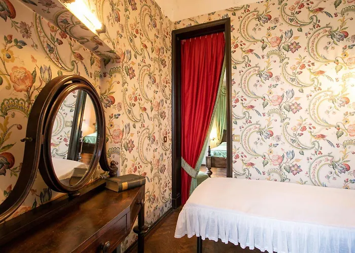 Rocchetta By Halldis Бозизио-Парини