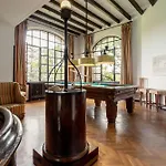 Rocchetta By Halldis *
