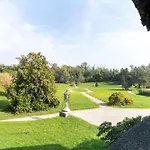 Rocchetta By Halldis Villa