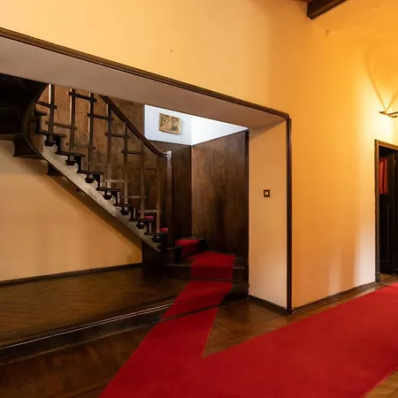 Rocchetta By Halldis Villa