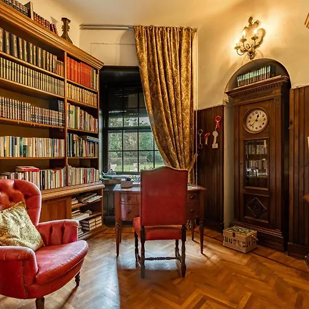 Rocchetta By Halldis