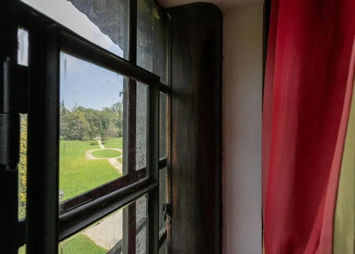 Vila Rocchetta By Halldis Bosisio Parini