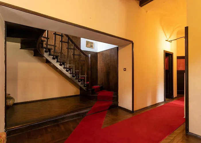 Rocchetta By Halldis Villa