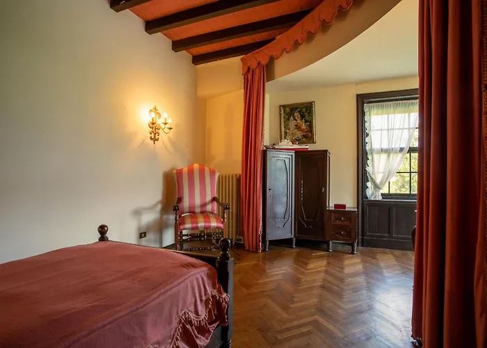 Vila Rocchetta By Halldis Bosisio Parini