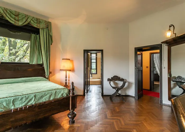 Rocchetta By Halldis *