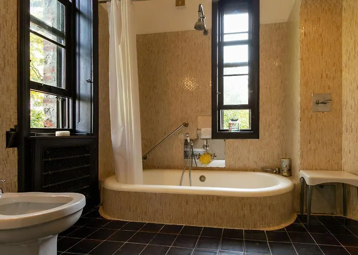 Rocchetta By Halldis Vila Bosisio Parini