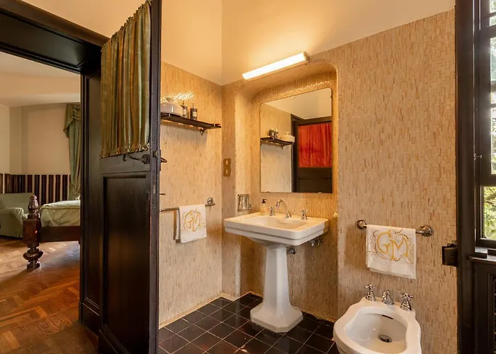 Rocchetta By Halldis Vila *