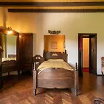 Rocchetta By Halldis *