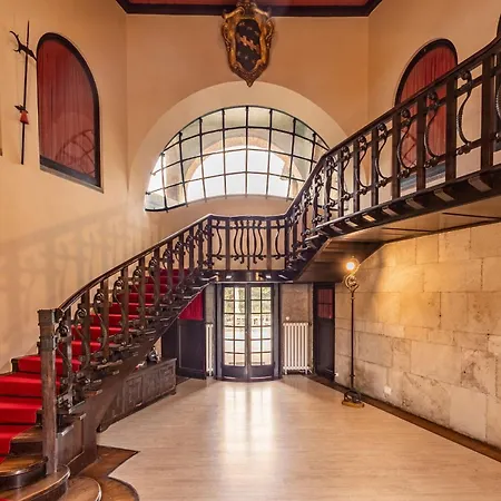 Rocchetta By Halldis Villa *