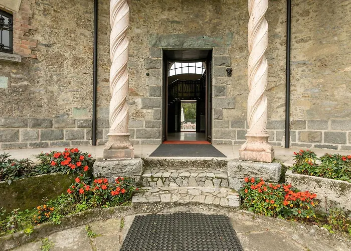 Rocchetta By Halldis Villa